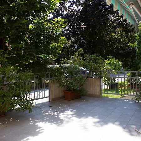 Appartamento Moderno E Tranquillo เปียเชนซา ภายนอก รูปภาพ