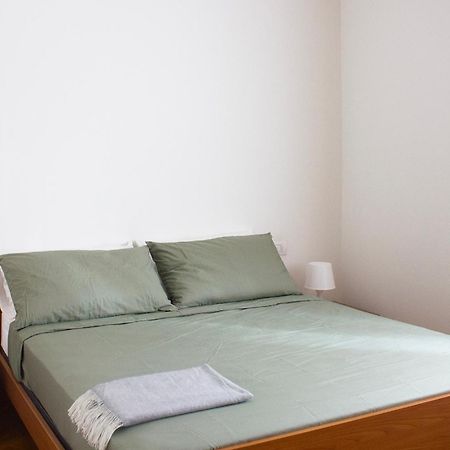 Appartamento Moderno E Tranquillo เปียเชนซา ภายนอก รูปภาพ